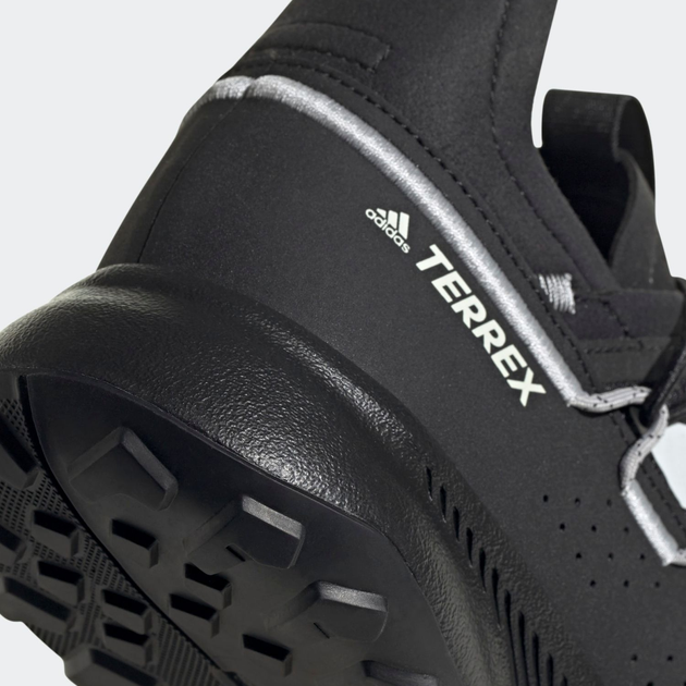 Чоловічі кросівки для туризму adidas Terrex Voyager 21 FZ2225 44 (9.5UK) 28 см Чорні (4062065960695) - зображення 8