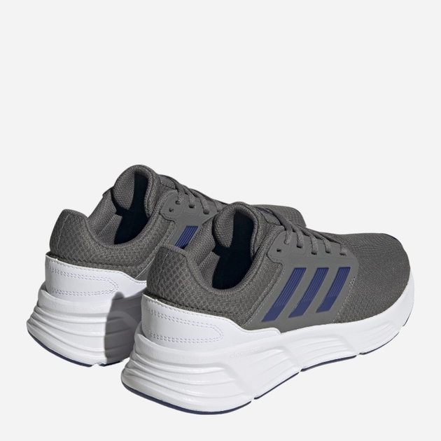 Buty do biegania męskie adidas Galaxy 6 HP2420 45.5 (10.5UK) 29 cm Szare (4066748604166) - obraz 6