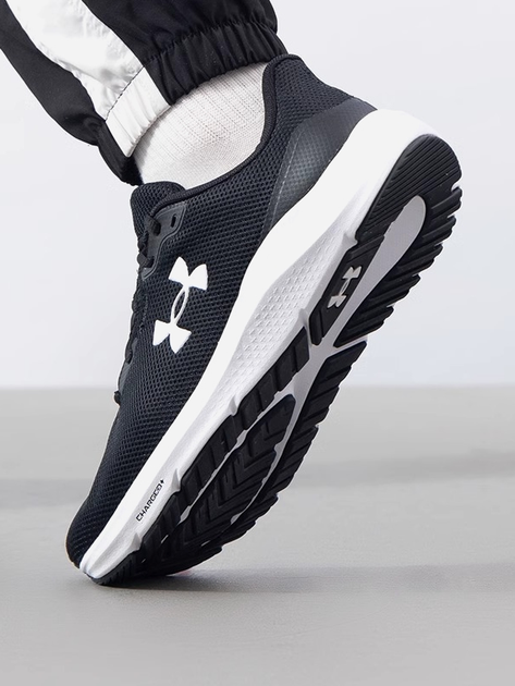 Buty do biegania męskie Under Armour UA Charged Pursuit 4 3028254-001 45 (11US) Czarne (197778741607) - obraz 4