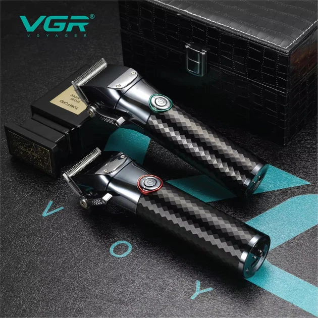 Профессиональная беспроводная машинка триммер для стрижки волос, бороды и усов с USB и LED дисплеем VGR V-682 Pro Черный + Масло для смазки лезвий - Фото 2 Профессиональная беспроводная машинка триммер для стрижки волос, бороды и усов с USB и LED дисплеем VGR V-682 Pro Черный + Масло для смазки лезвий - изображение 2
