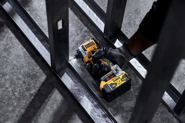 Шурупокрут безщітковий акумуляторний DeWALT DCF850P2T - зображення 6