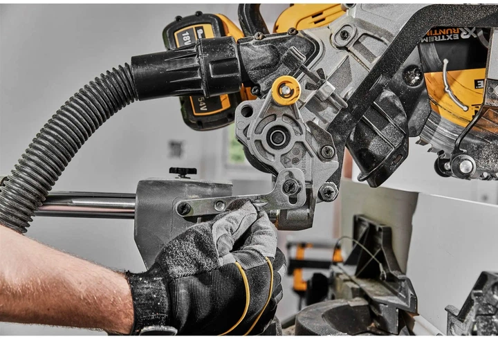 Пила торцовочная аккумуляторная бесщеточная DeWALT DCS781N - Фото 8 Пила торцовочная аккумуляторная бесщеточная DeWALT DCS781N - изображение 8