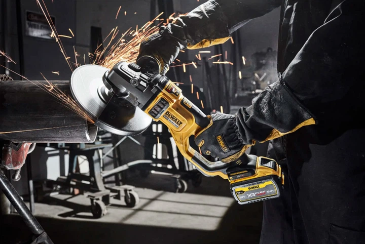 Шліфмашина кутова болгарка акумуляторна безщіткова DeWALT DCG460X2 - зображення 7