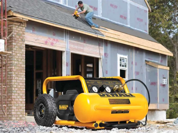 Компресор повітряний безмасляний поршневий DeWALT DPC17PS 17 л, 1.8 кВт - Фото 7 Компресор повітряний безмасляний поршневий DeWALT DPC17PS 17 л, 1.8 кВт - зображення 7