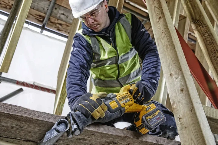 Акумуляторна шабельна пила DeWALT DCS389T2 - зображення 7