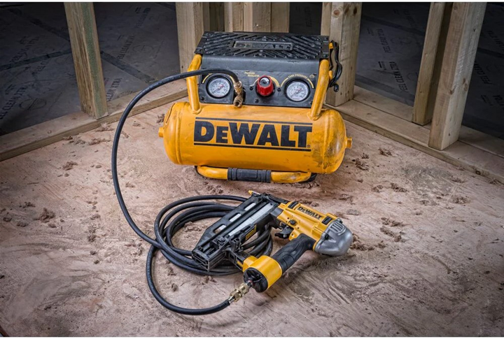 Компрессор воздушный безмасляный поршневой DeWALT DPC10RC 10 л, 1.5 кВт - изображение 7