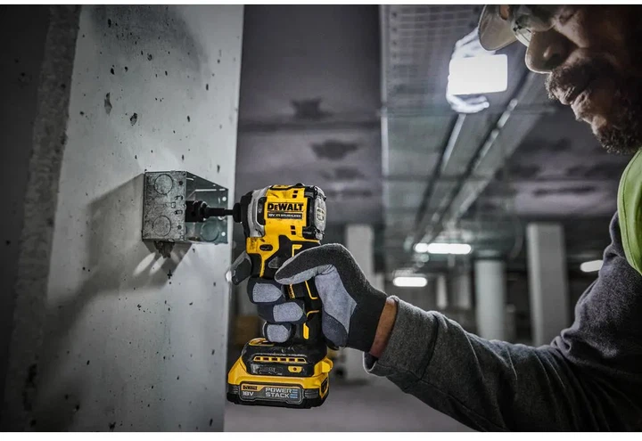 Набір з двох безщіткових інструментів DeWALT DCK2051H2T - Фото 12 Набір з двох безщіткових інструментів DeWALT DCK2051H2T - изображение 12