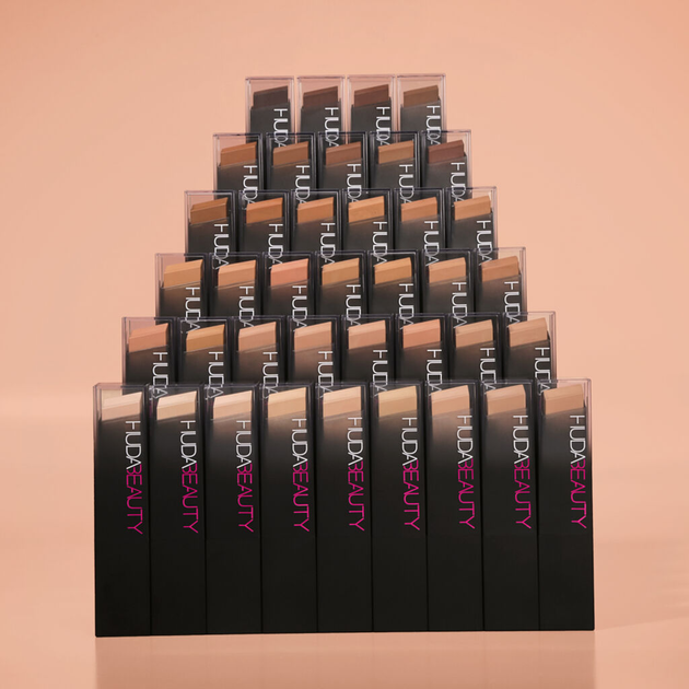 Тональний крем Huda Beauty FauxFilter у стіку 330N Butter Pecan 12.5 г (6291106035605) - зображення 4