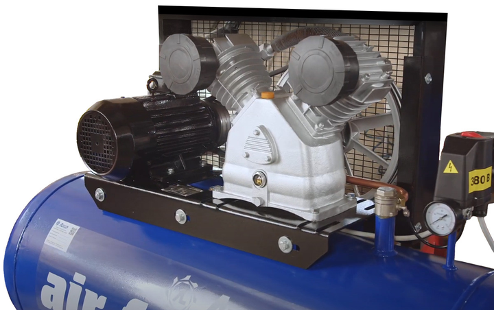 Поршневий компресор Лідер ВКП LB 550-10-100 - изображение 2