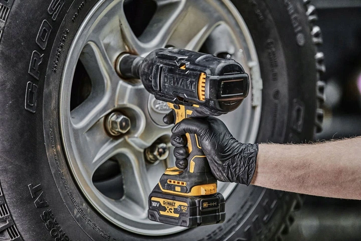 Гайковерт аккумуляторный ударный бесщеточный DeWalt DCF900P2G - Фото 11 Гайковерт аккумуляторный ударный бесщеточный DeWalt DCF900P2G - изображение 11