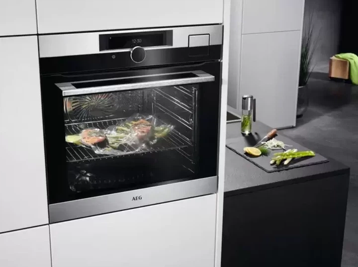 Встраиваемый духовой шкаф AEG BSK999330M - Фото 3 Встраиваемый духовой шкаф AEG BSK999330M - изображение 3