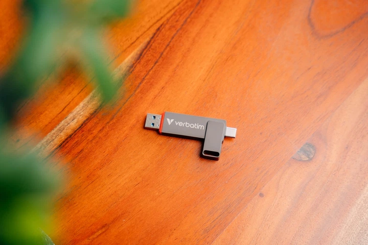 Pendrive Verbatim Dual QuickStick 128GB USB 3.2 Gen1 + Type-C Grey (0023942320401) - obraz 7