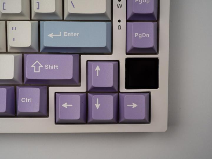 Клавіатура механічна бездротова Ajazz Ak820 PRO + наліпки укр. розкладки, Gift swich, RGB-підсвітка та підтримка HOT-SWAP, біло-фіолетова - зображення 5
