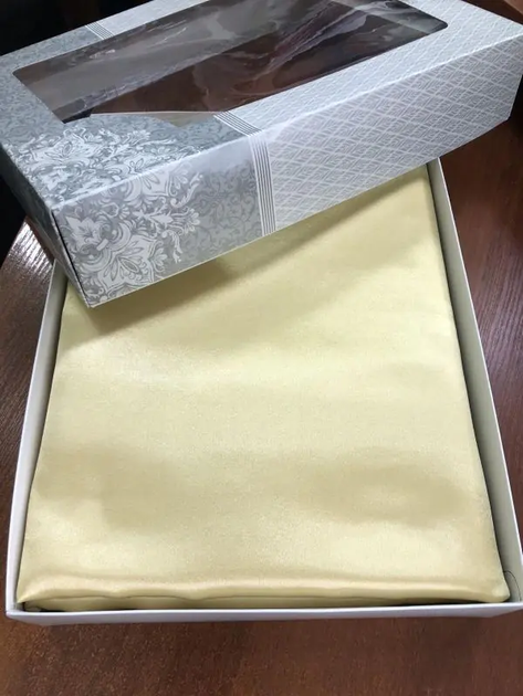 Атласное Золотое Евро постельное белье и бордовые наволочки Moka Textile 200х220см - изображение 3