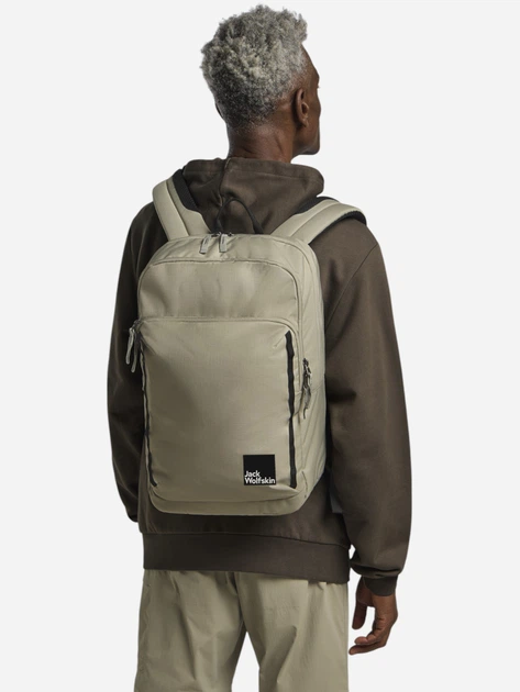 Рюкзак спортивный тканевый 24 л вмещает формат А4 Jack Wolfskin Terracade A64020-4030 Бежевый (4064886444538) - Фото 4 Рюкзак спортивный тканевый 24 л вмещает формат А4 Jack Wolfskin Terracade A64020-4030 Бежевый (4064886444538) - изображение 4