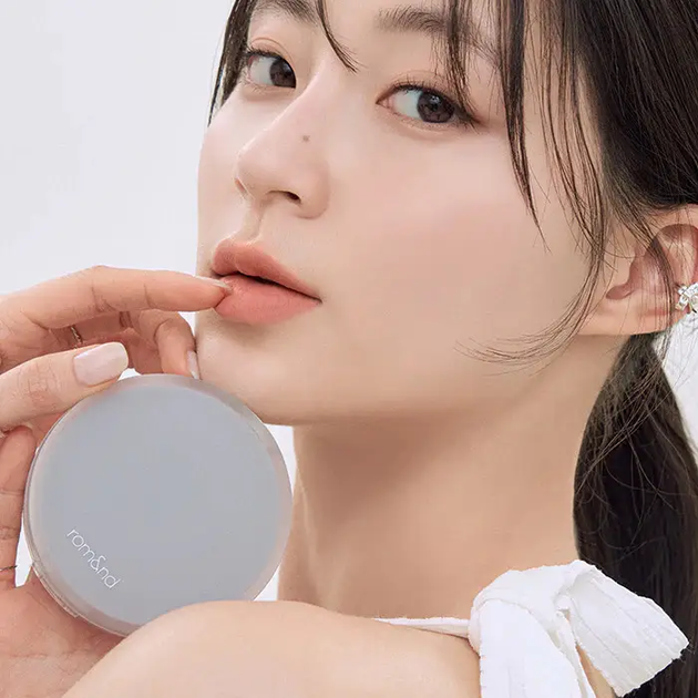 Podkład do twarzy Rom&nd Nu Zero Cushion w poduszce SPF 24 02 Pure 21 15 g (8809625244781) - obraz 6