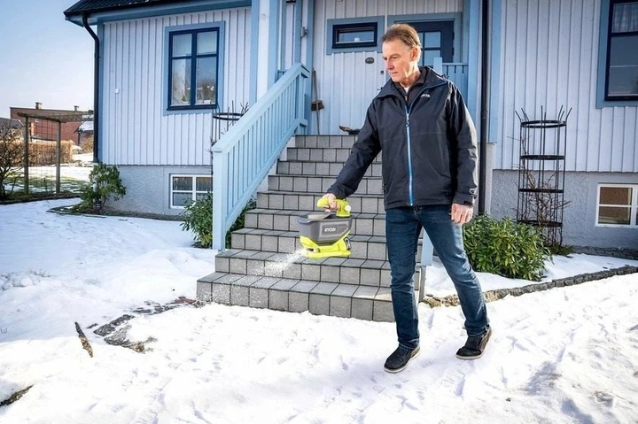 Siewnik ręczny akumulatorowy RYOBI ONE+ OSS1800 (5133003729) - obraz 8