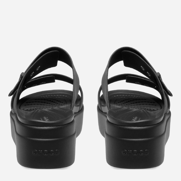 Klapki damskie na platformie Crocs Brooklyn Low Wedge Sandal W 207431-001 37-38 (W7) Czarne (191448919310) - obraz 4
