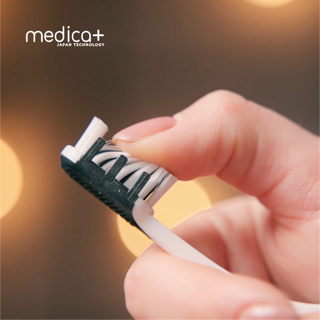 Електрична зубна щітка Medica+ ProBrush 7.0 Compact Black + Насадки (4 шт) - зображення 9