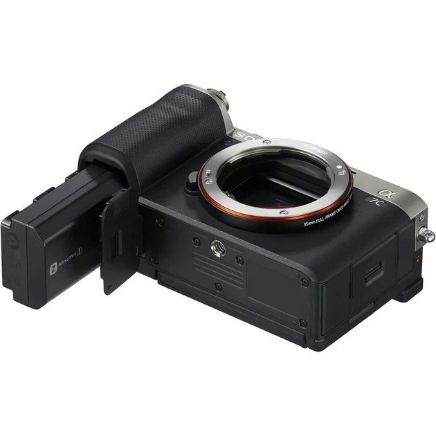 Бездзеркальна камера Sony Alpha A7C Body Silver (ILCE7CS) - зображення 6