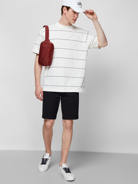 Шорти подовжені чоловічі Levi's Xx Chino Shorts Ii 17202-0003 36 Чорні (5401105711139) - зображення 3