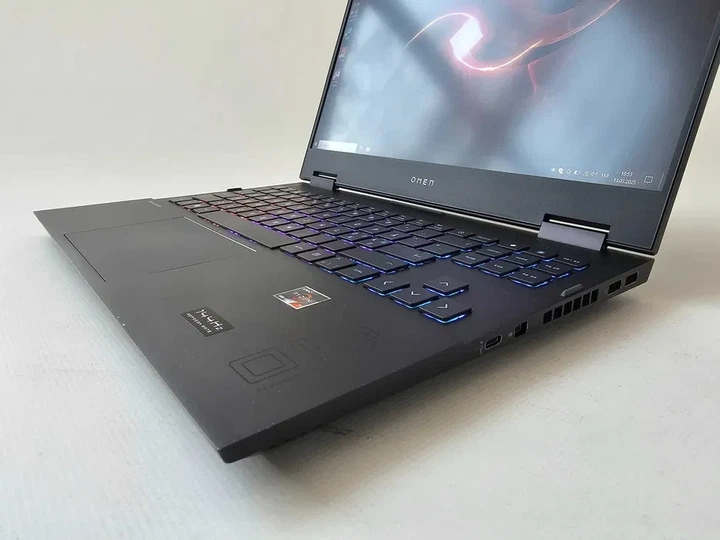 Ноутбук HP OMEN 15 R7 5800H/RTX 3070/RAM 16GB/SSD 1TB/IPS 144Hz Б\В - зображення 3