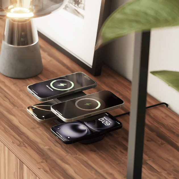 Безпроводная зарядка Zens Quattro Wireless Charger Pro 4 Black (ZEQC01B/00) - Фото 8 Безпроводная зарядка Zens Quattro Wireless Charger Pro 4 Black (ZEQC01B/00) - изображение 8