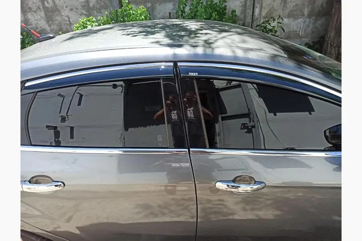 Дефлектори вікон вітровики Ford FOCUS 3 11-18 з хром молдингом Niken Форд Фокус АМ0025396 - зображення 3
