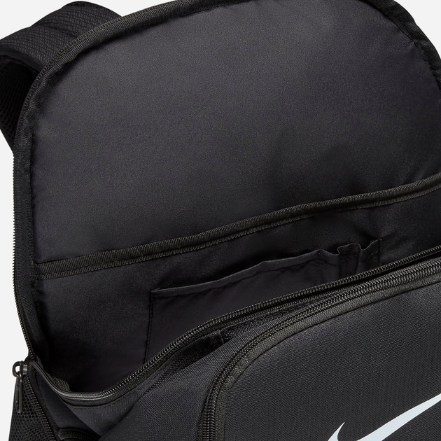 Рюкзак спортивний тканинний 24 л вміщує формат А4 Nike Nk Brsla M Bkpk - 9.5 (24L) DH7709-010 Чорний (195244773336) - зображення 10