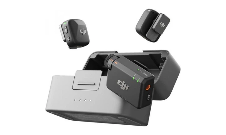 美品 DJI MIC セット Мікрофони DJI Mic Mini (2 мікрофони + 1 приймач + 1 зарядний бокс