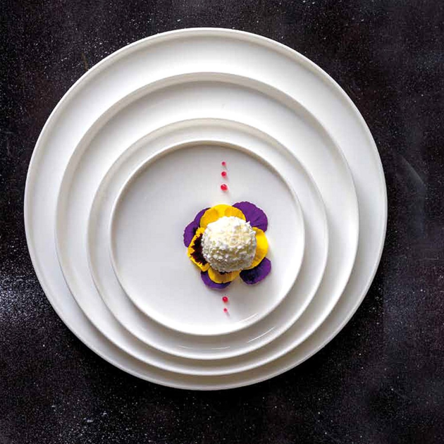 Zestaw talerzy obiadowych La Porcellana Bianca Essenziale Gourmet porcelanowe 21 cm 6 szt (P004400T21) - obraz 8