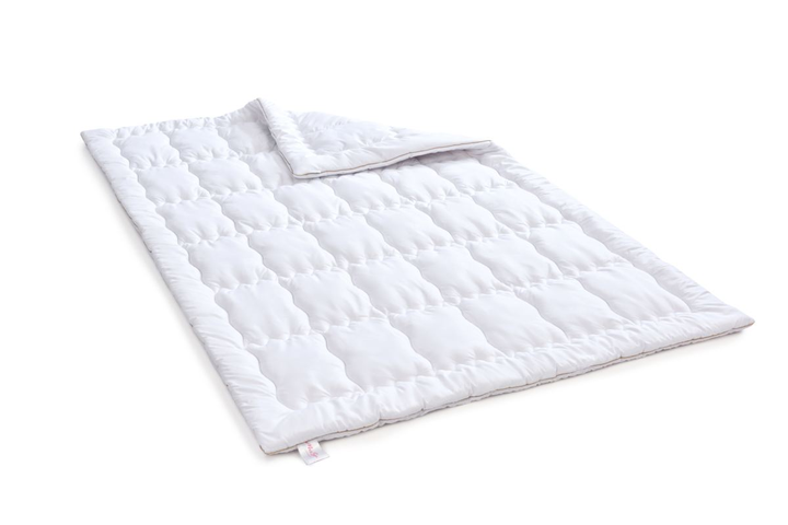 Ковдра вовняна MirSon Mikrosatin Gold Woolen Hand Made 168 демі 172x205 см від Rozetka на платформі USKIDKA Акція на Ковдра вовняна MirSon Mikrosatin Gold Woolen Hand Made 168 демі 172x205 см від Rozetka