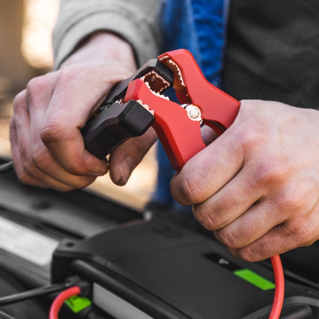 Prostownik z rozruchem Green Cell PowerBoost Car Jump Starter CJSGC01 (5907813968228) - obraz 5