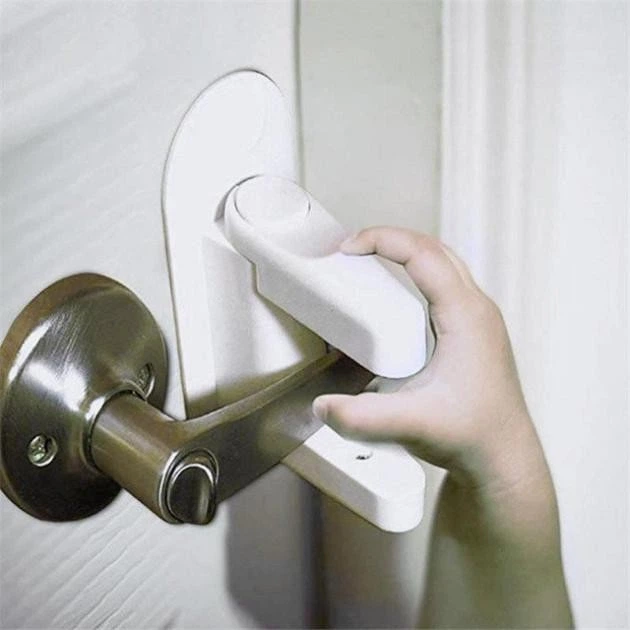 Дитячі обмежувачі 2 шт замок-блокатор на віконні та дверні ручки Door Lever Lock - зображення 7