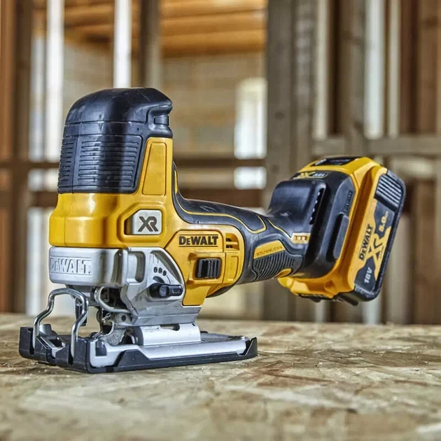 Электролобзик DeWALT 18V XR Li-lon, бесщёточная, 1000 - 3200 ход/мин (без АКБ и ЗУ) (DCS335N) - изображение 7