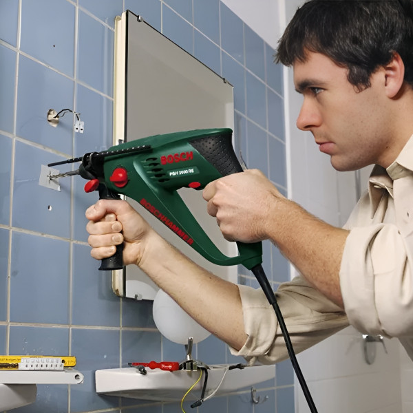 Профессиональный перфоратор Bosch PBH 2000 RE : 550 Вт, 1.5 Дж (06033A9322) - изображение 2