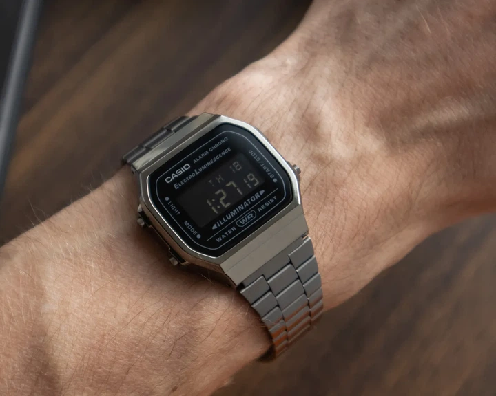Мужские наручные часы CASIO A168WGG-1BDF - изображение 5
