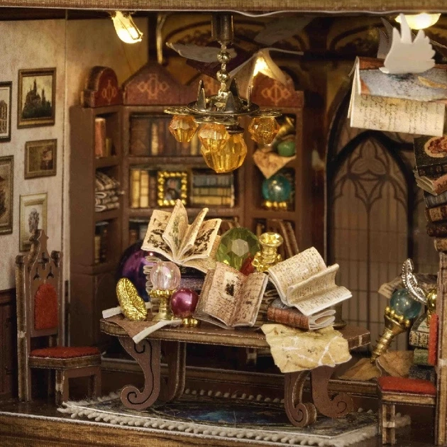 Румбокс Школа Магии Гарри Поттера Roombox Mini House Kit School of
