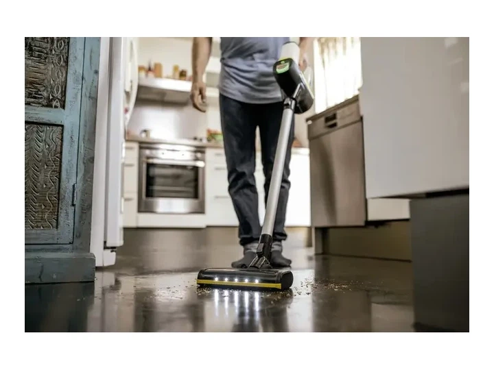 Вертикальний + ручний пілосос (2в1) Karcher VC 6 Cordless ourFamily Duo (1.198-678.0) - зображення 2