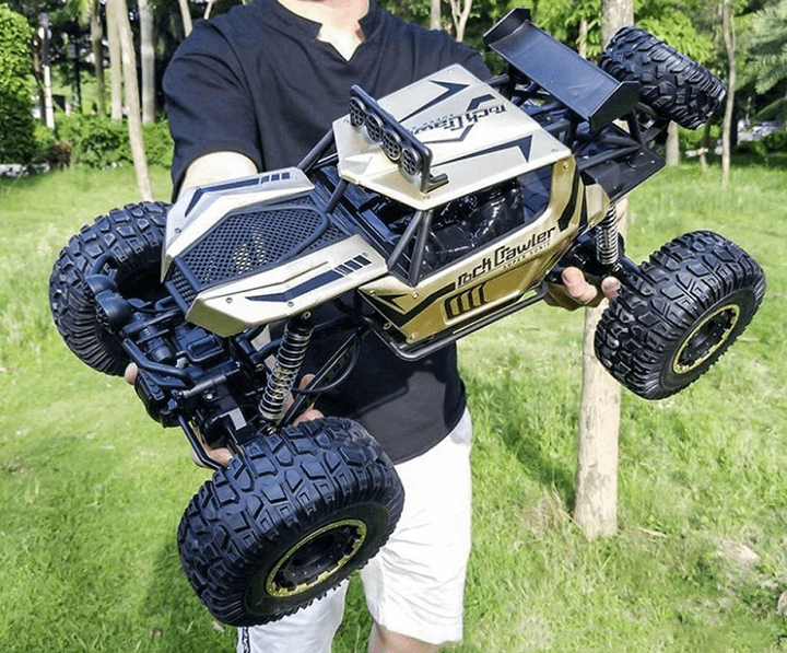 Машинка на радіокеруванні 1:8 4WD велика 50 см GW131 609E Gold з