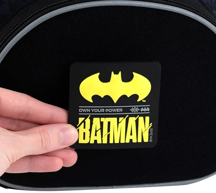 Набор Kite DC Batman бейдж на липучке и подвеска (DC25-3010) - изображение 4