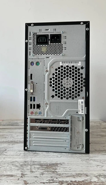 Ігровий ПК Fujitsu Tower / Intel Core i7-6700 (4 (8) ядра по 3.4