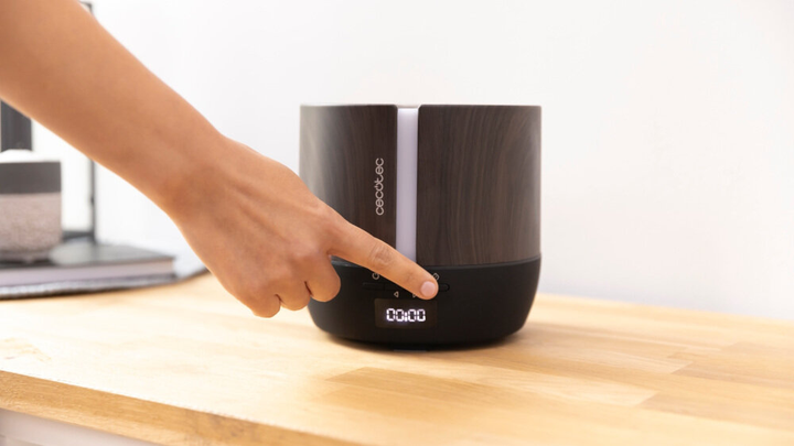 Зволожувач повітря Cecotec Pure Aroma 550 Connected Black Woody - зображення 5