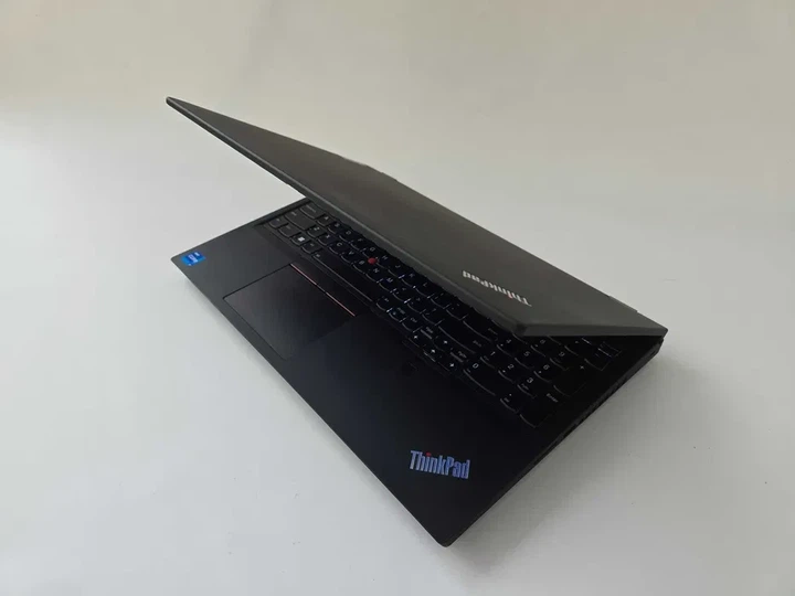 Ноутбук Lenovo ThinkPad P15 G2 i7 11800H/RTX A2000/RAM 16GB/SSD 512GB/WIN 11 Б\В - Фото 5 Ноутбук Lenovo ThinkPad P15 G2 i7 11800H/RTX A2000/RAM 16GB/SSD 512GB/WIN 11 Б\В - зображення 5