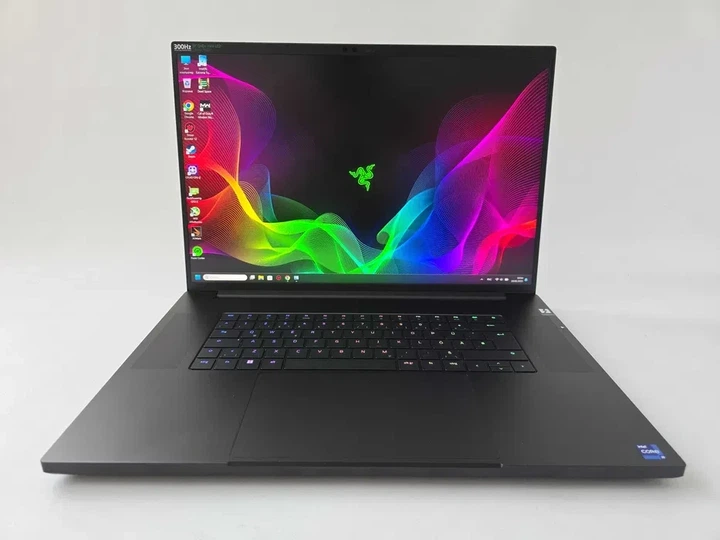 Ноутбук Razer Blade 18 (2024) I9 14900HX/RTX 4070/RAM 32GB/MiniLED 300Hz Б\В - Фото 1 Ноутбук Razer Blade 18 (2024) I9 14900HX/RTX 4070/RAM 32GB/MiniLED 300Hz Б\В - зображення 1