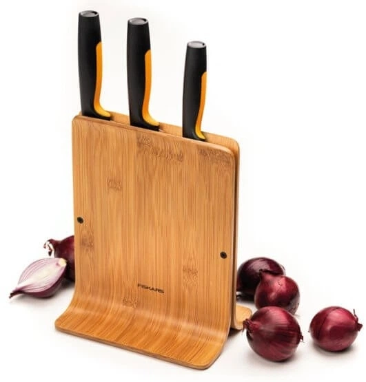 Набор ножей Fiskars Functional Form с бамбуковой подставкой 3 шт (1057553) - Фото 8 Набор ножей Fiskars Functional Form с бамбуковой подставкой 3 шт (1057553) - изображение 8