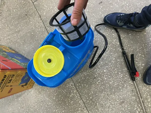 Садовый опрыскиватель аккумуляторный VMF EURO SA-12: 12 V, 8 Ач, 12л ранцевой (77791) - изображение 3