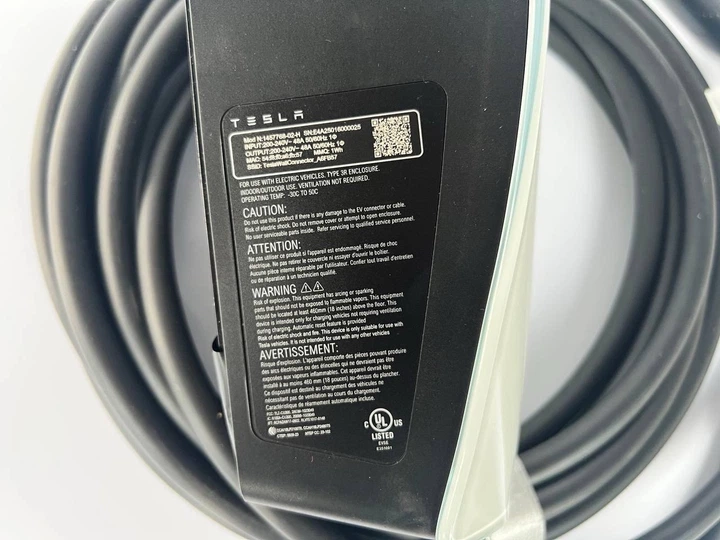 Зарядная станция Tesla Wall Connector USA Gen3 (48A) - изображение 4