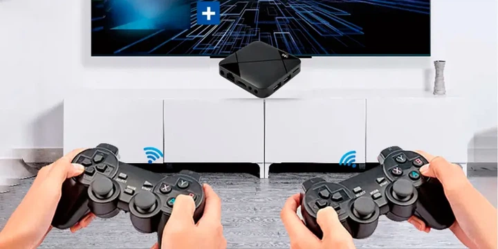 Игровая ТВ-приставка M8 mini 4K на Android TV с встроенным эмулятором ретро-игр и джойстиками - изображение 3