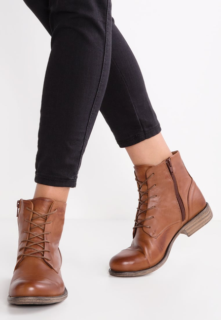 pier one lace up boots